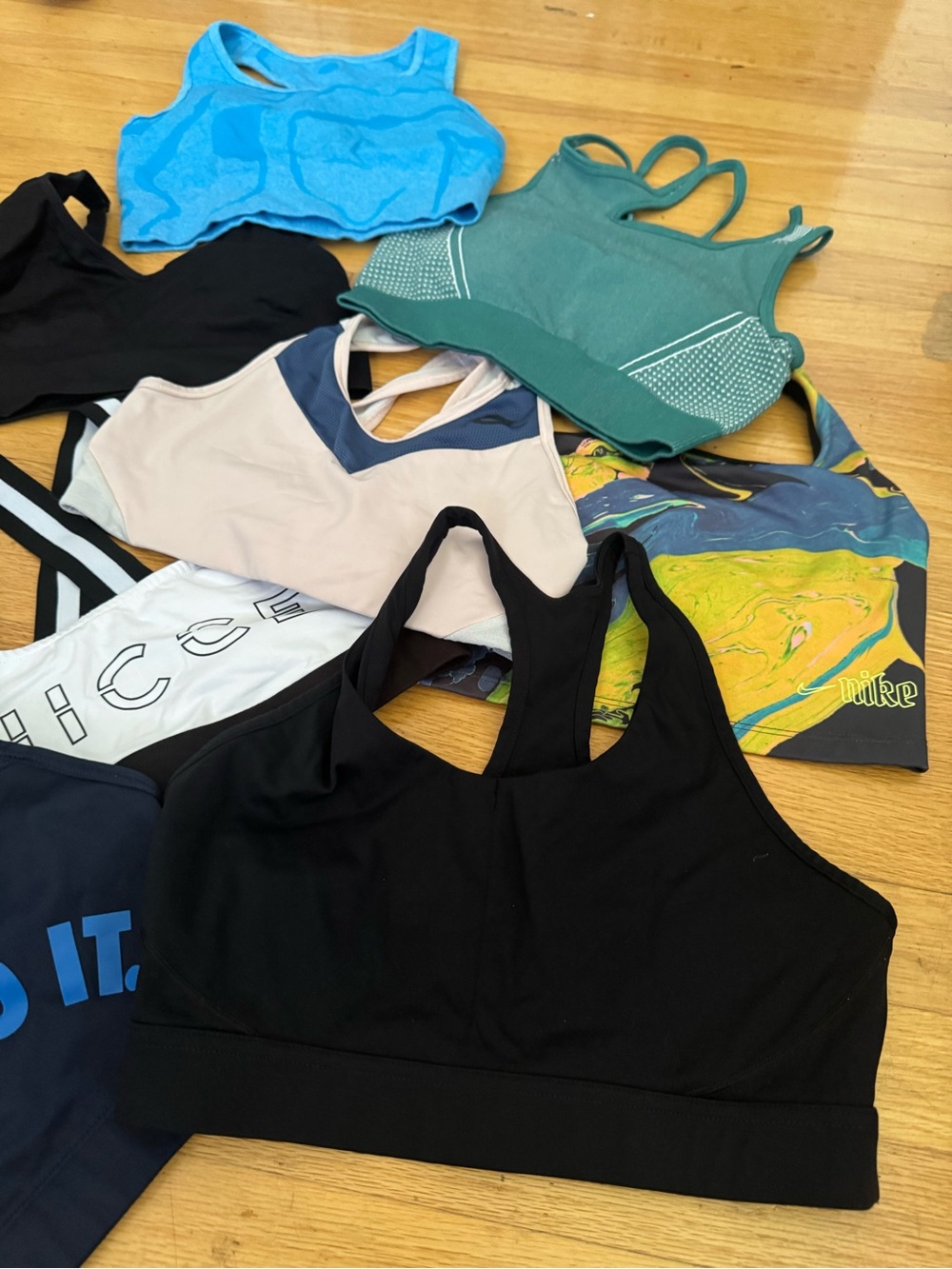 Nike Women's Sports Bra Bundle - Black, Bright Blue, Teal, White - Picture 4 of 8